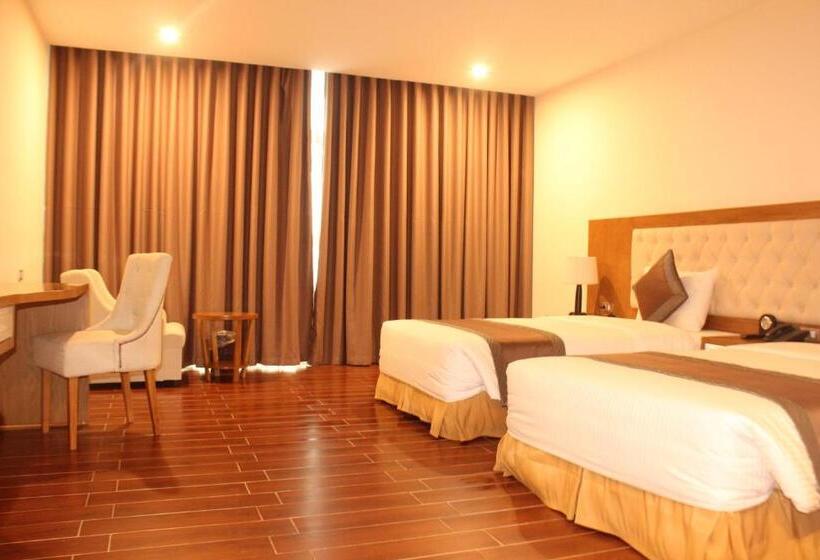 ホテル Muong Thanh Cua Dong