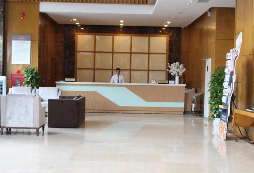 ホテル Muong Thanh Cua Dong