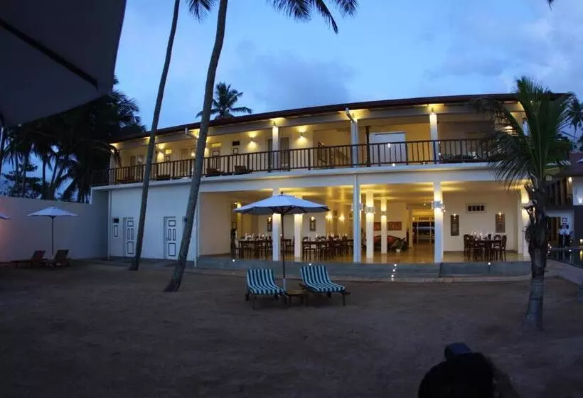 ホテル Oasis Ayurveda Beach