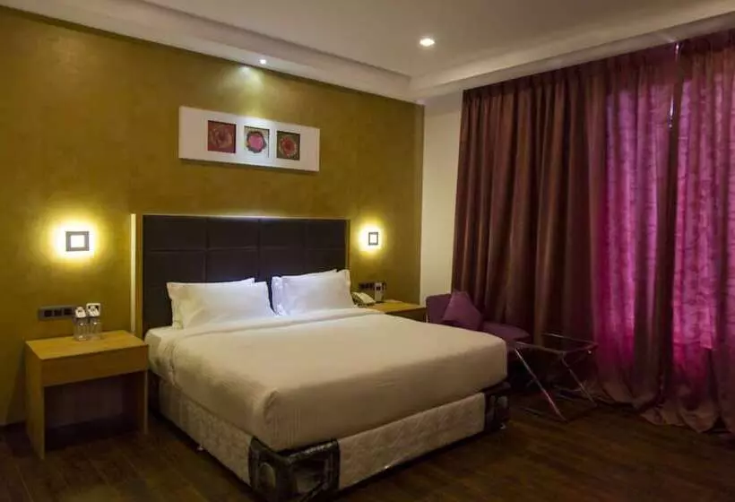 ホテル Ramee Strand Inn