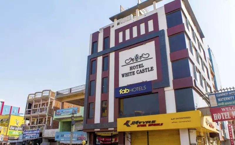 Hotel White Castle