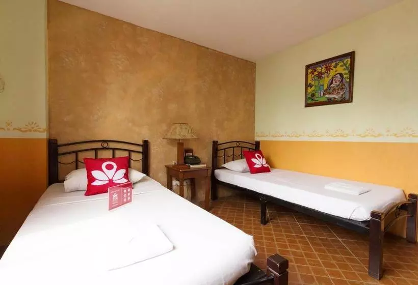 ホテル Zen Rooms A. Villalon Drive