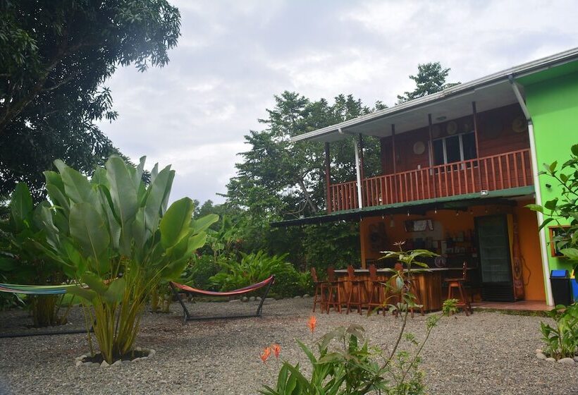 אתר נופש Dolce Uvita