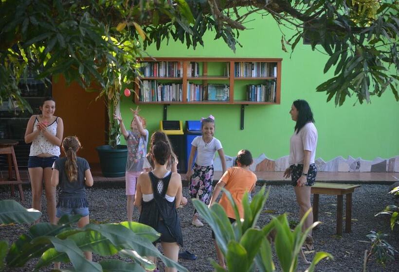 אתר נופש Dolce Uvita