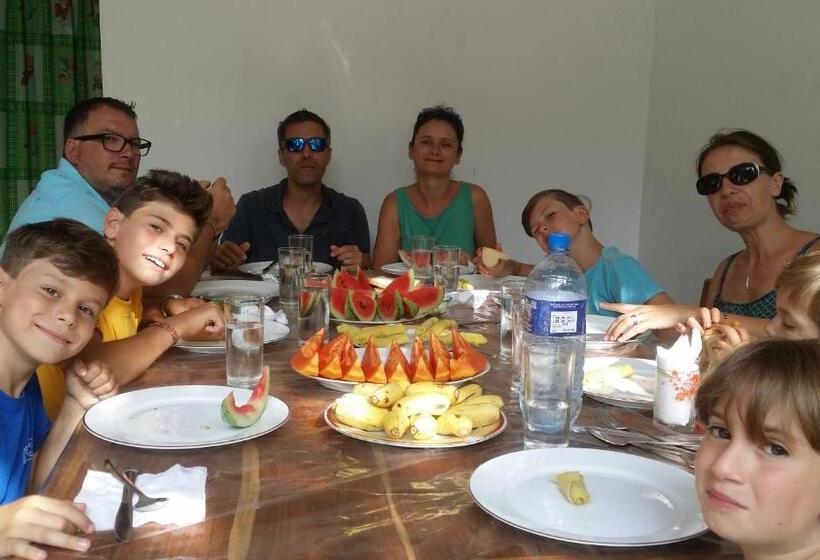 Rich Resort & Restaurant