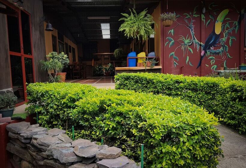 تختخواب و صبحانه Greemount