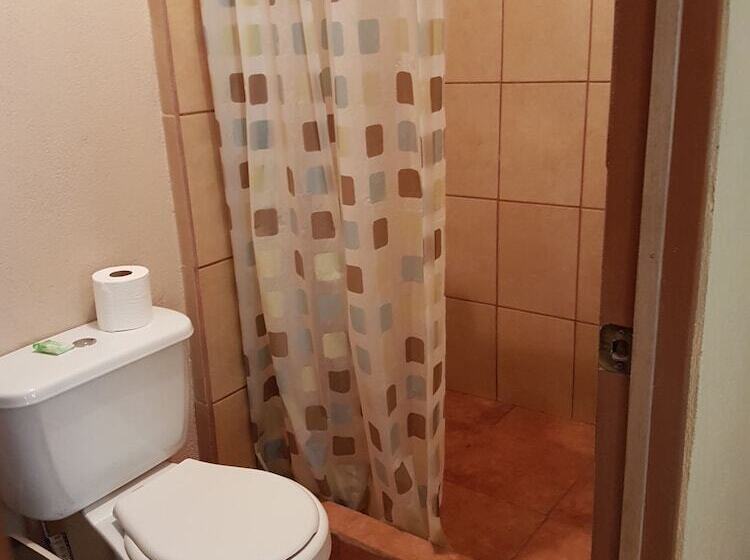 تختخواب و صبحانه Greemount