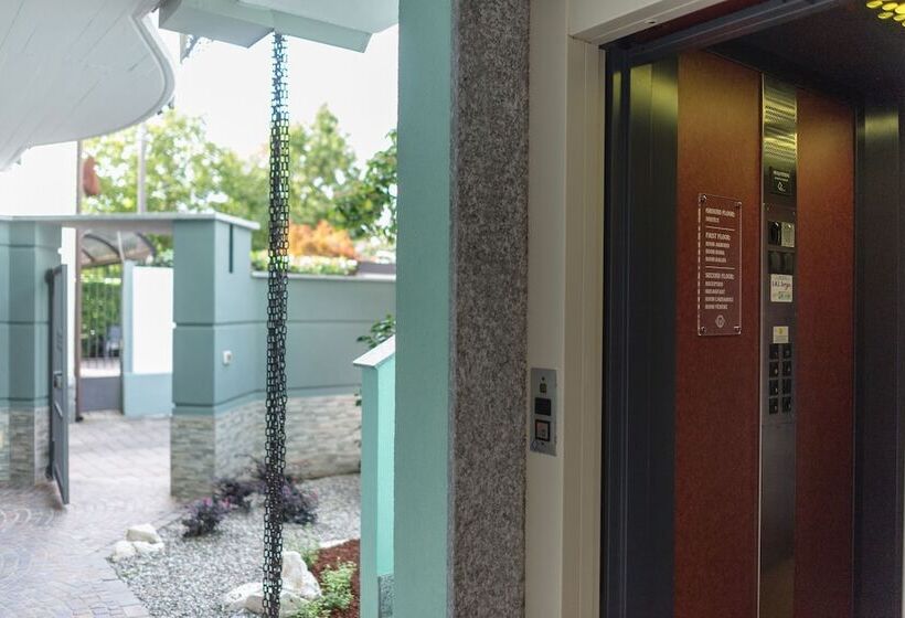 تختخواب و صبحانه Gruppo Luxe Domus Vigevano