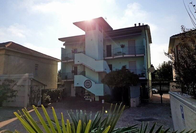 تختخواب و صبحانه Gruppo Luxe Domus Vigevano