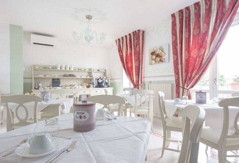 تختخواب و صبحانه Gruppo Luxe Domus Vigevano