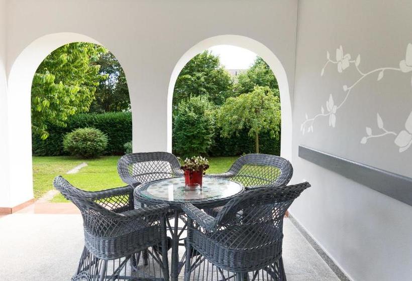 Aamiaismajoitus (B&B) Zita Haus