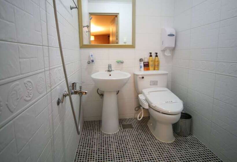 酒店 Chuncheon Myeongdong