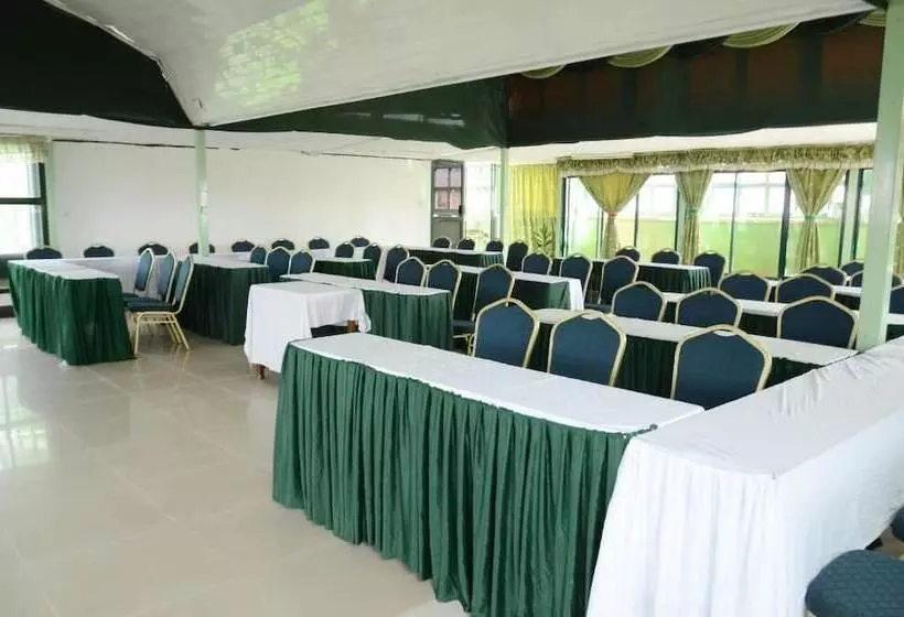 هتل Comfy Inn Eldoret