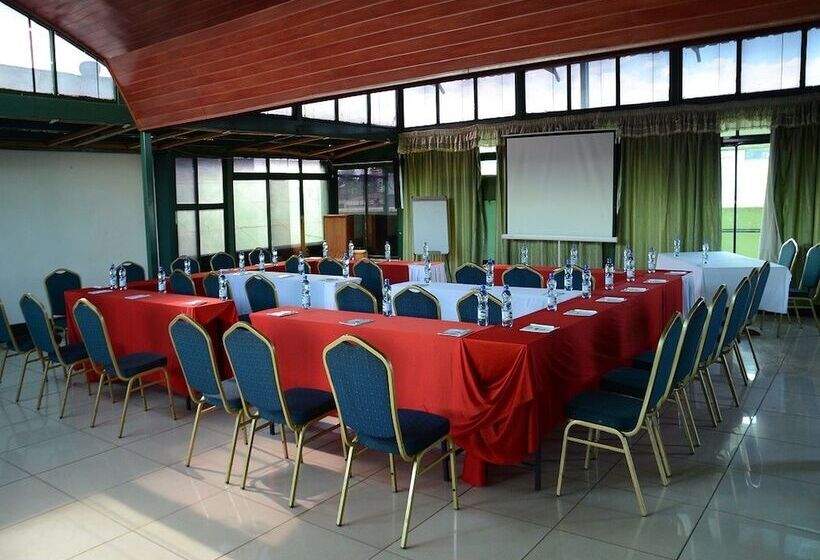 هتل Comfy Inn Eldoret