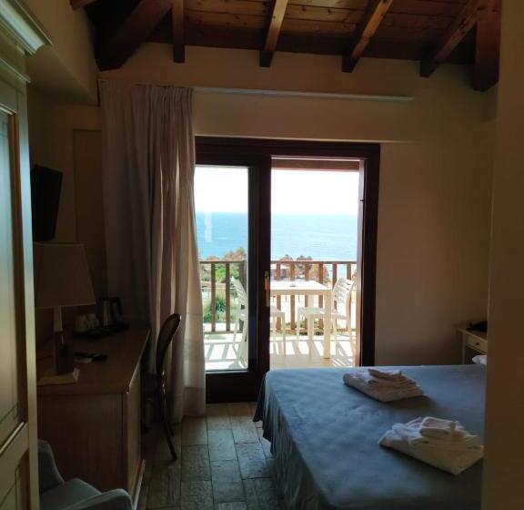 Отель Costa Paradiso