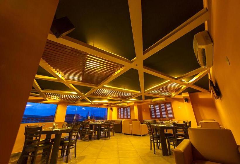 فندق Green Park Suites