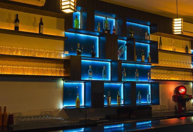 فندق Green Park Suites