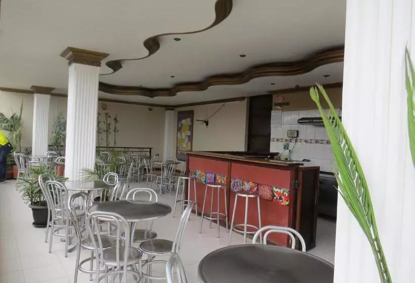 Hotelli Guateque Plaza