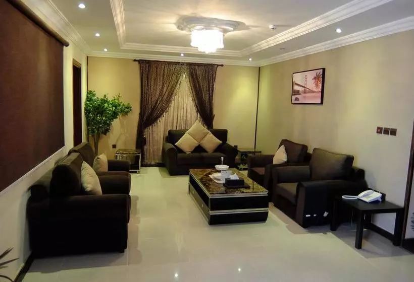 Mas Hotel And Suites
