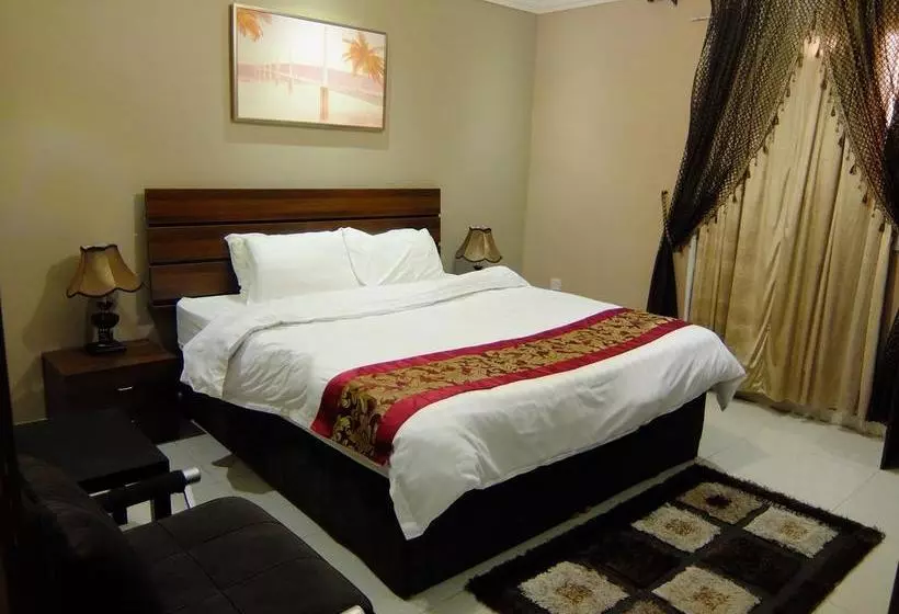 Mas Hotel And Suites