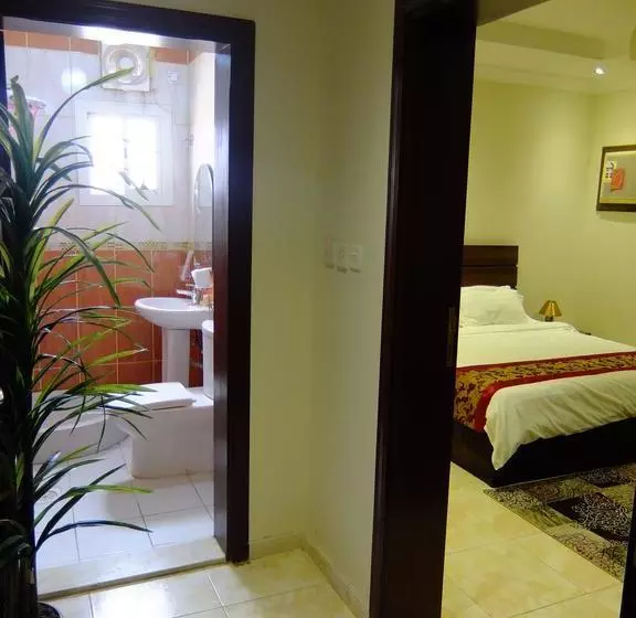 Mas Hotel And Suites
