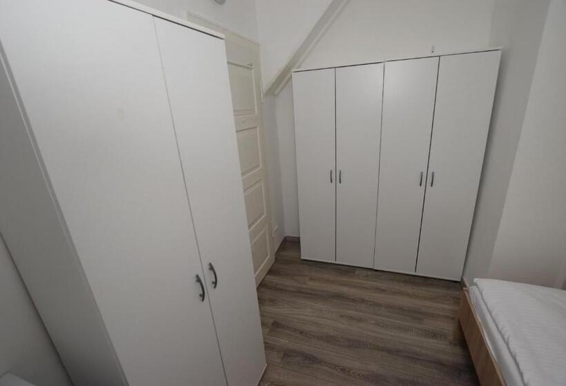 旅馆 Monteurzimmer Kirchheim Teck