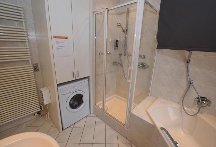 旅馆 Monteurzimmer Kirchheim Teck