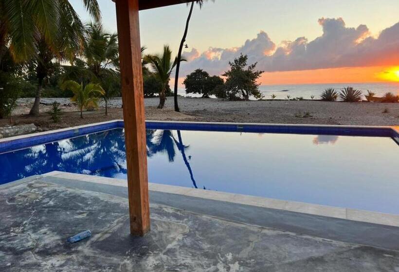 تختخواب و صبحانه Al Mare