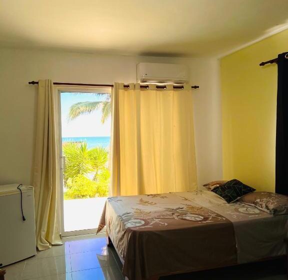 تختخواب و صبحانه Al Mare