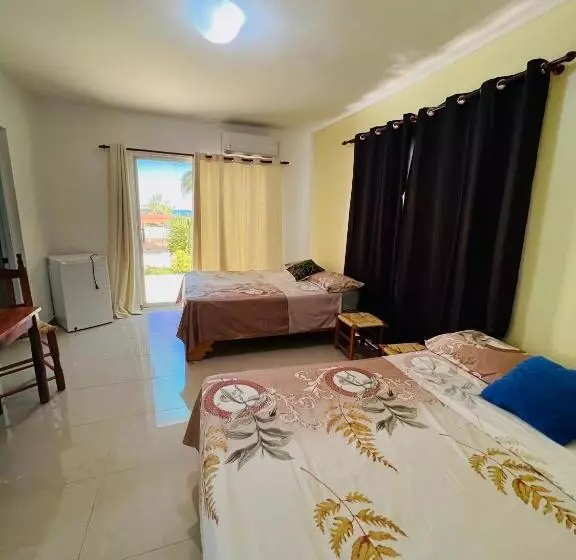 تختخواب و صبحانه Al Mare