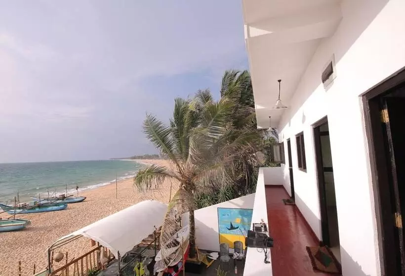 تختخواب و صبحانه Villa Crocodile Beach