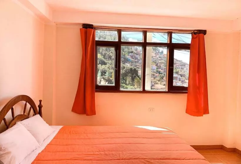 Big Vacation Hostel