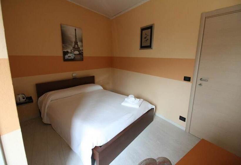 Отель Albergo Ristorante La Bussola