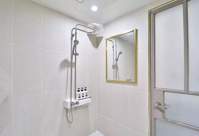 Calm Rest Hotel Busan Sasang