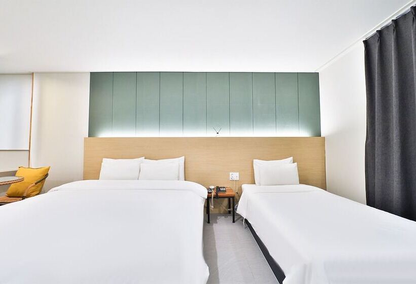 Calm Rest Hotel Busan Sasang