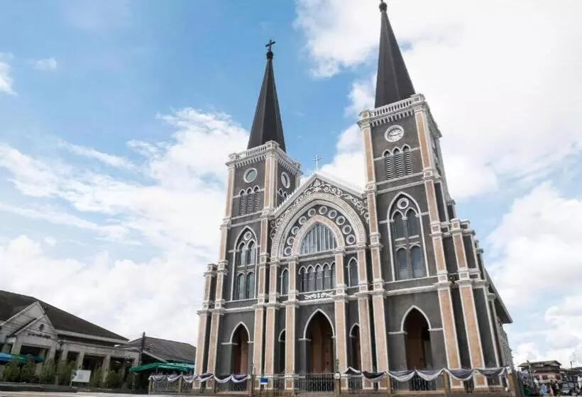 هتل Chanthaburi Center