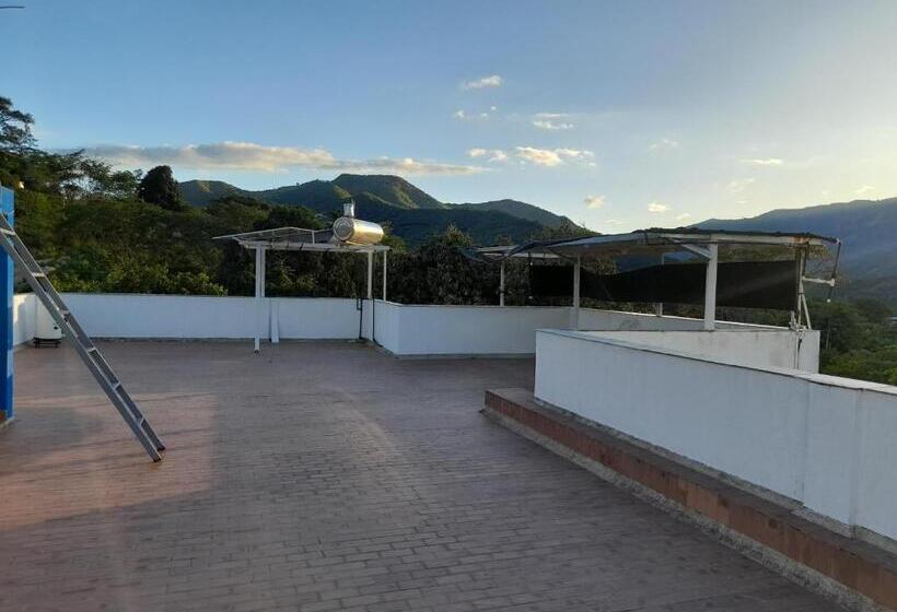 ホテル Econilonatural