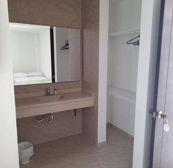 ホテル Econilonatural