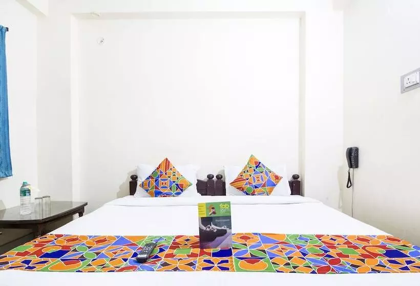 Hotel Fabexpress Shiva