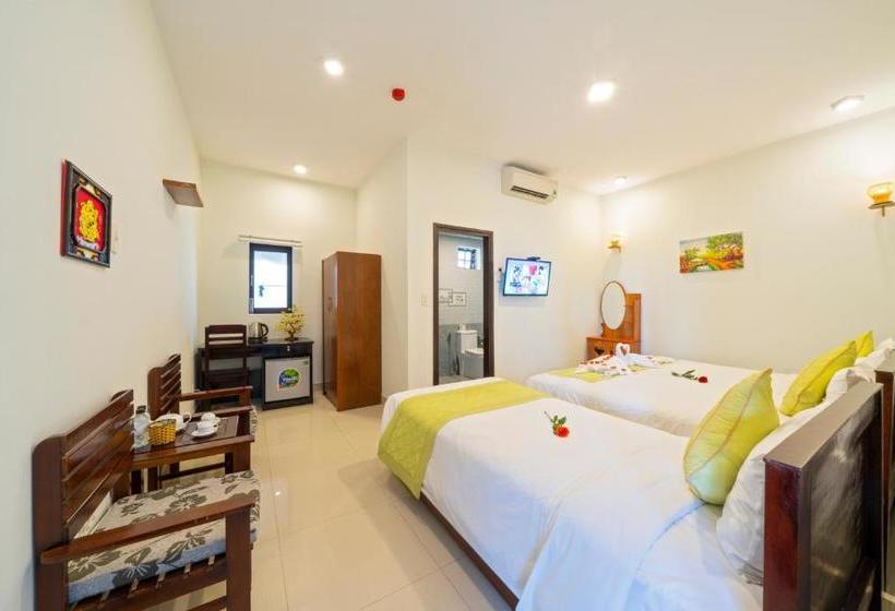 هتل Hoi An Estuary Villa