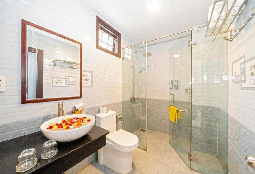 هتل Hoi An Estuary Villa