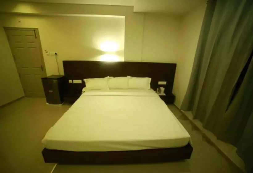 ホテル Nalanda Inn