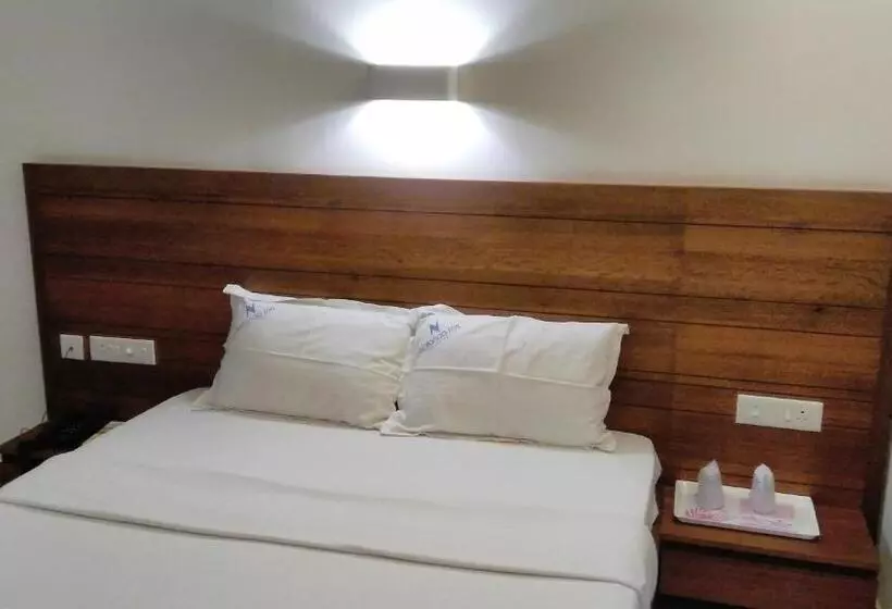 ホテル Nalanda Inn