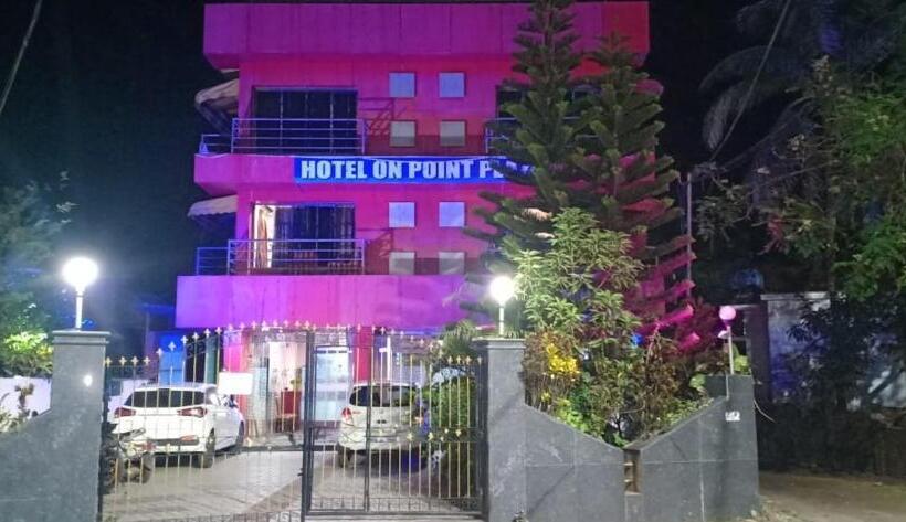 ホテル On Point Plaza