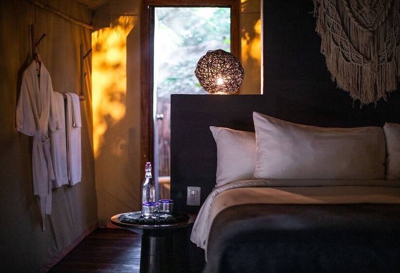 هتل Our Habitas Tulum