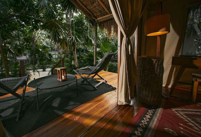 هتل Our Habitas Tulum