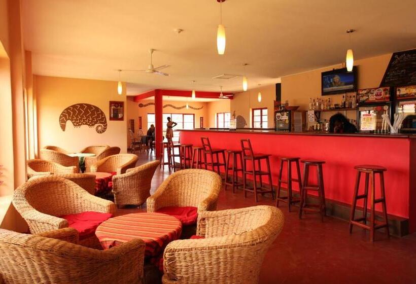 هتل Red Chilli Hideaway