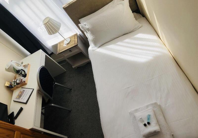 בית מלון כפרי Royal Ashton Townhouse   Taunton