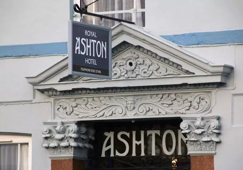 هتل Royal Ashton Townhouse   Taunton