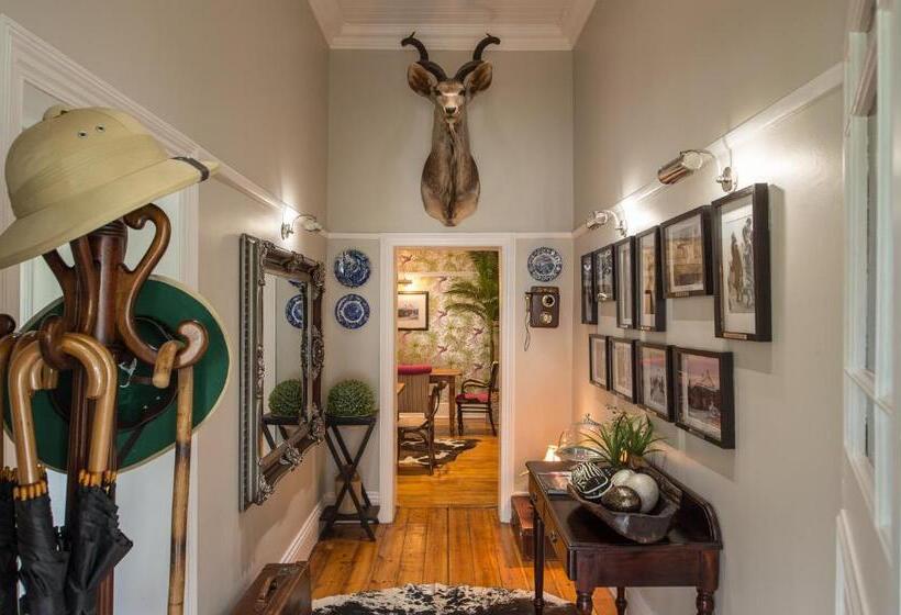 酒店 The Royal Fischer